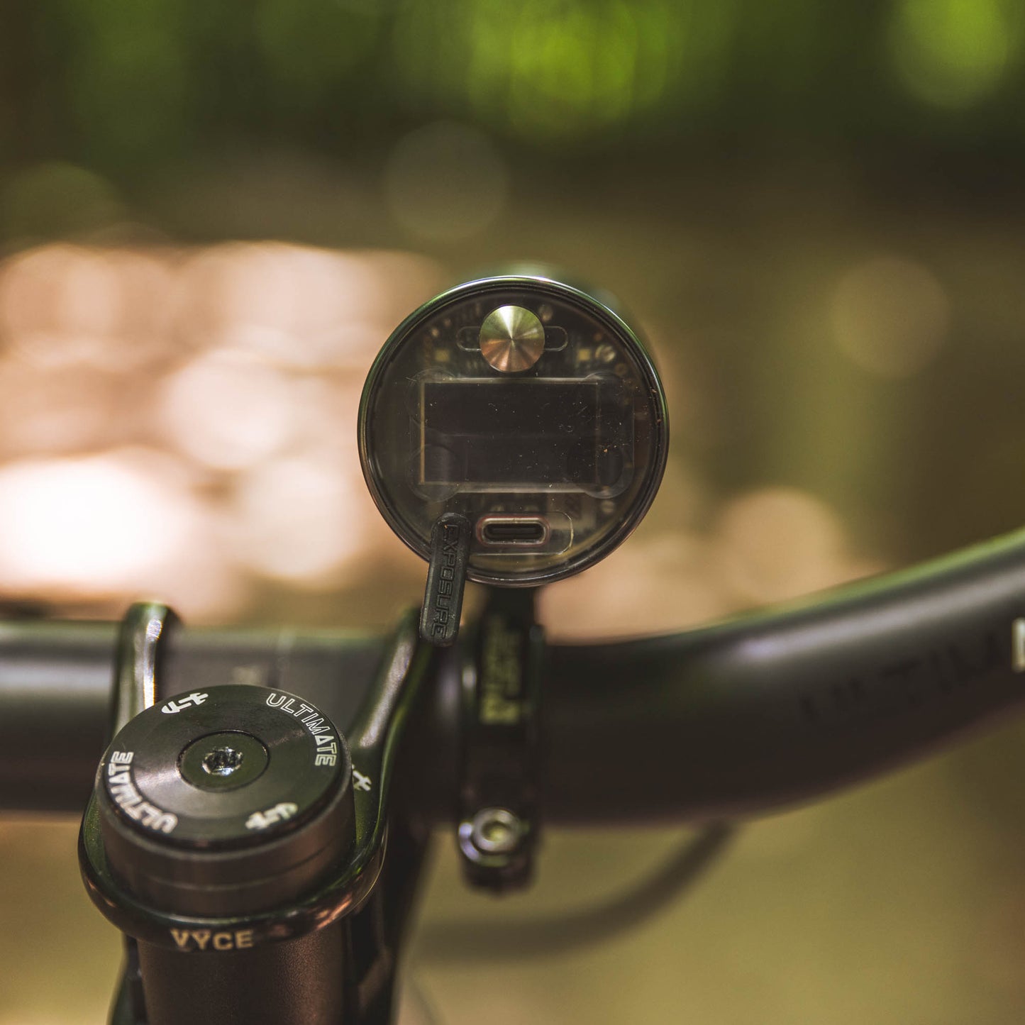 Exposure RACE 19 - 2650 Lumens | 2-36 Hours Runtime | 195g