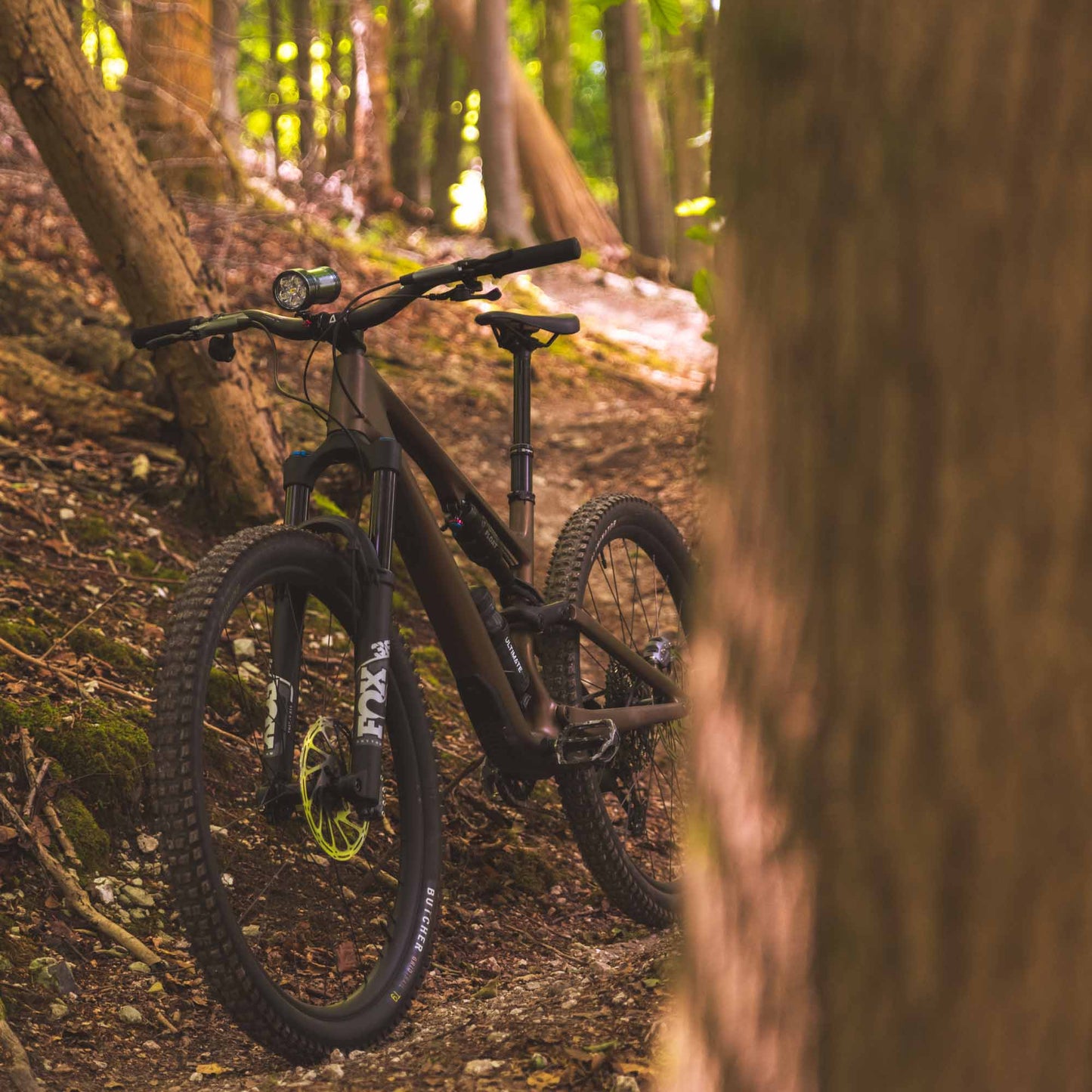 Exposure Six Pack 15 - 6000 Lumens | 2-36 Hours Runtime | 403g