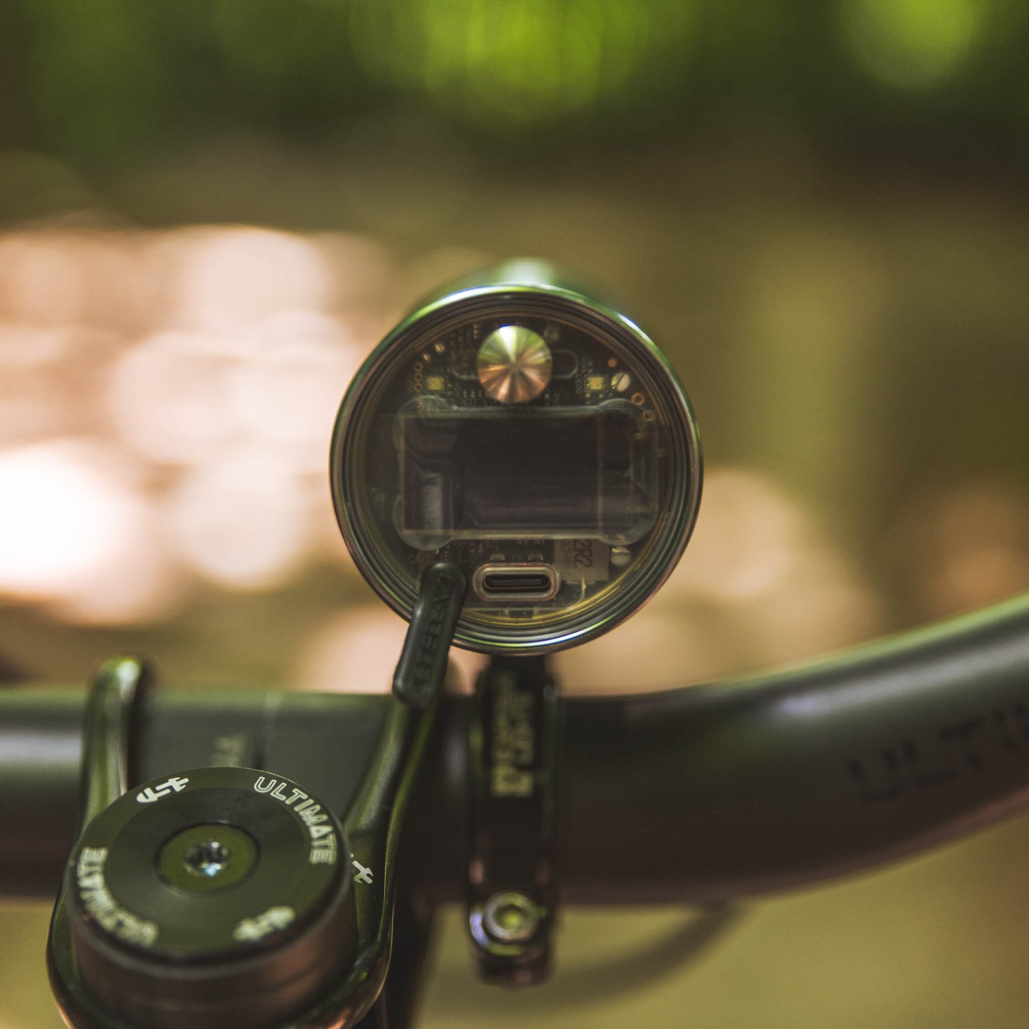 Exposure TORO 16 - 3850 Lumens | 2-36 Hours Runtime | 260g